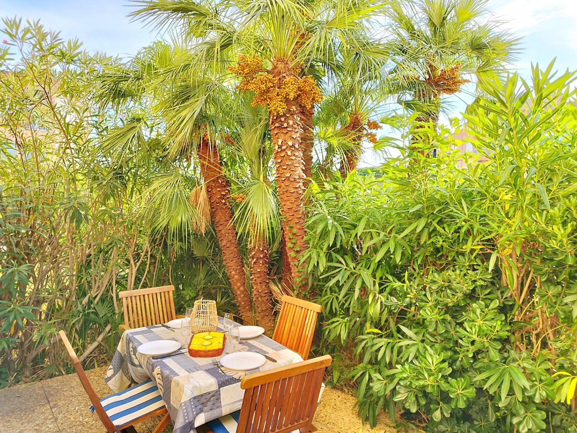 Apartment Le Philippine - Piscine - Garage Prive - Tennis Frejus